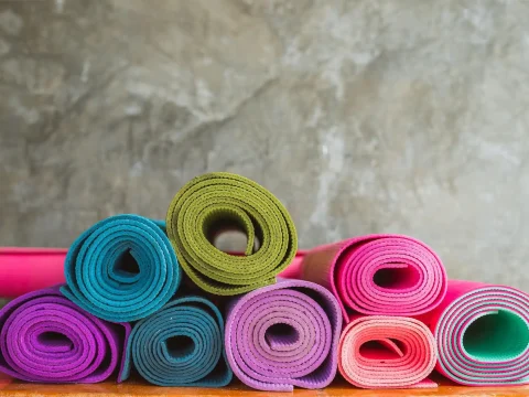 10 Best Gifts for Yoga Lovers in 2025