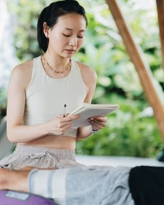 BALI 50H SELF ENQUIRY - vertical 34