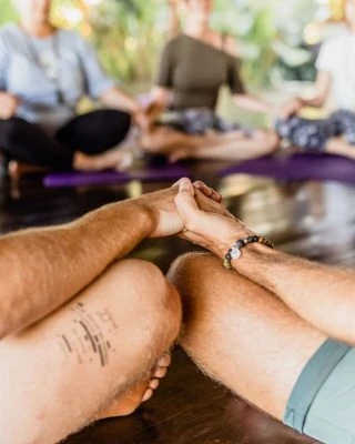 BALI 50H SELF ENQUIRY - vertical 34