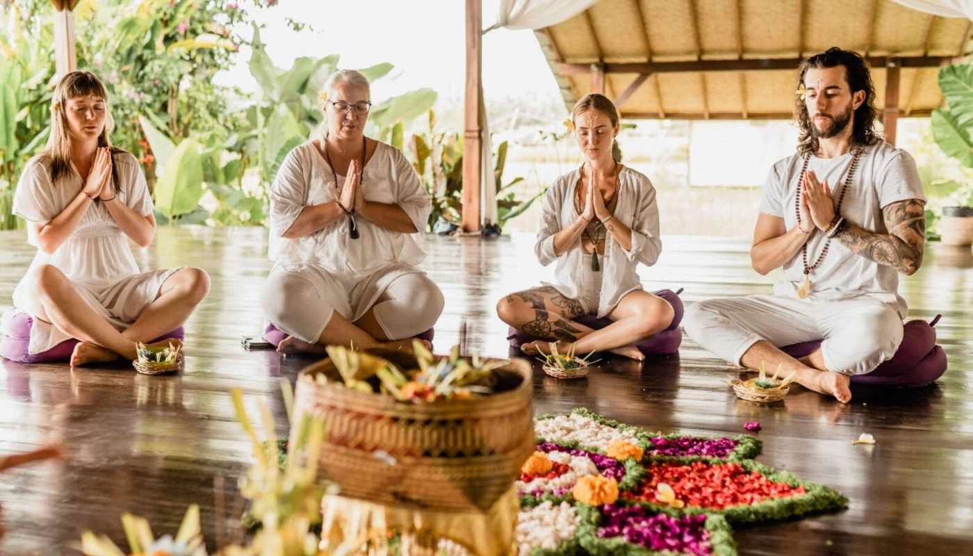 BALI 50H SELF ENQUIRY - horizontal 43