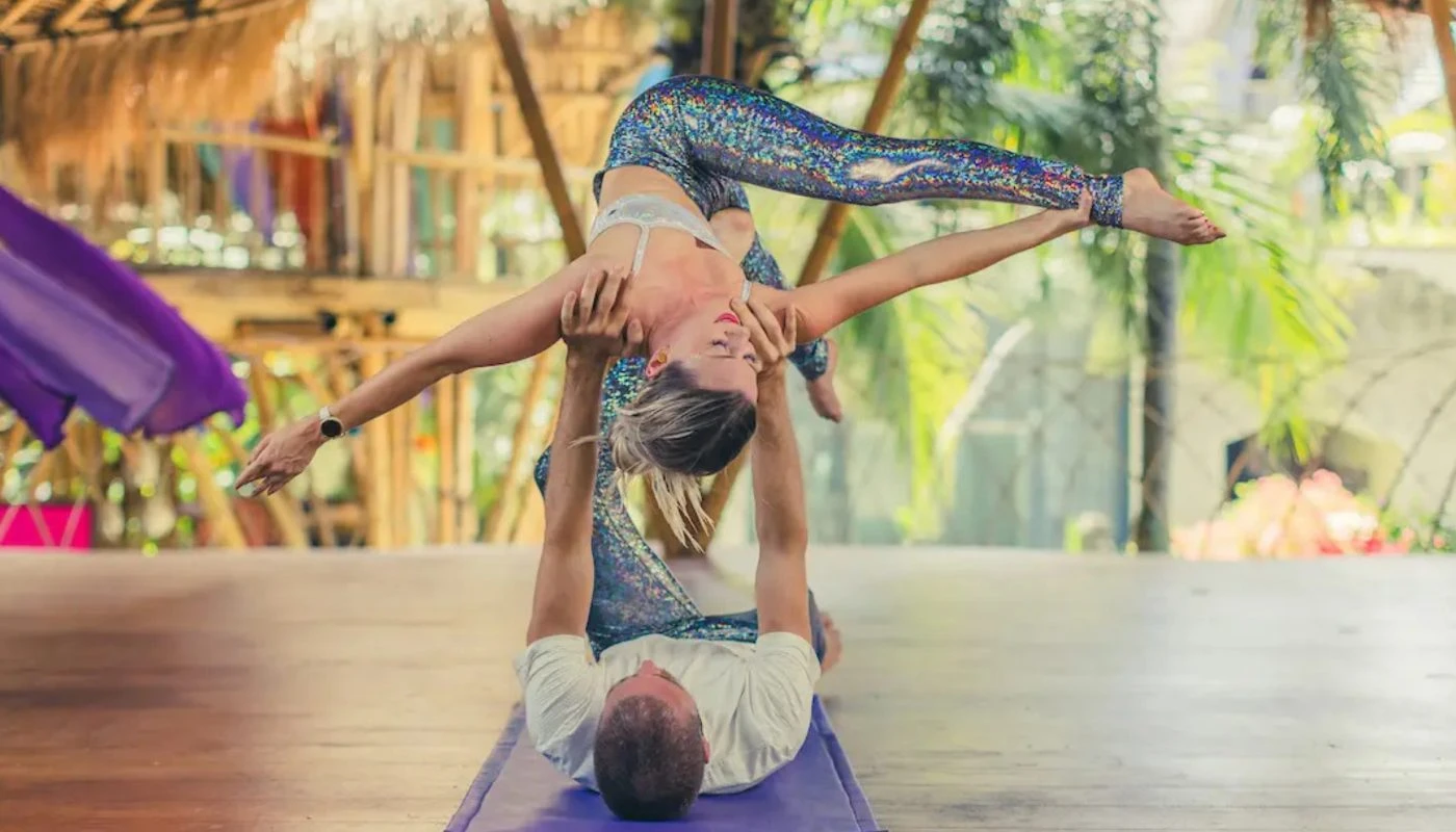 BALI 50H ACROYOGA HORIZONTAL 43