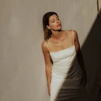 Journal Card Faye BalomenouAvatar